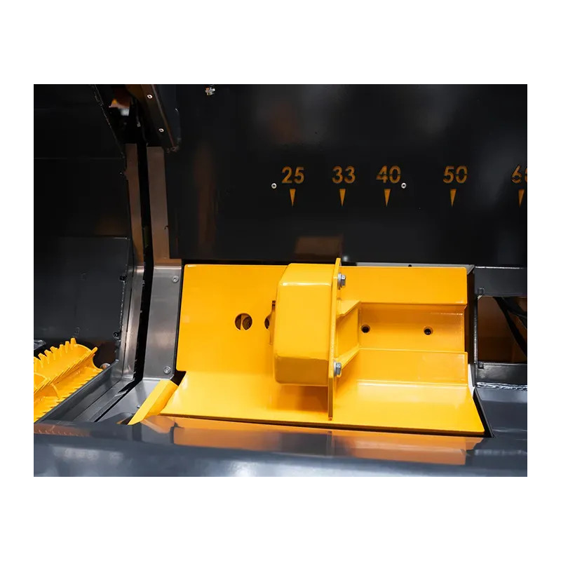 Combiné scieur/fendeur Uniforest 40/20 nouvelle génération Combiné scieur/fendeur Uniforest 40/20 nouvelle génération