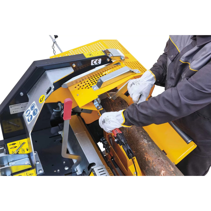 Scie &agrave; b&ucirc;che Uniforest WKA 700