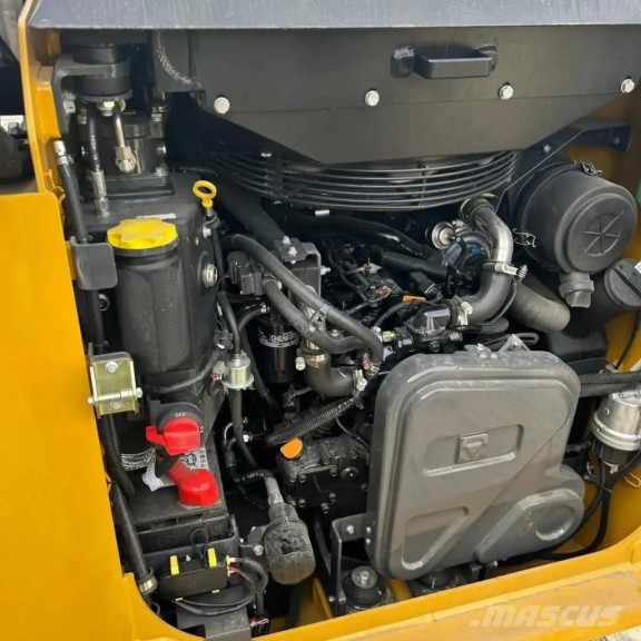 Chargeur compact XCMG XC7 TV12