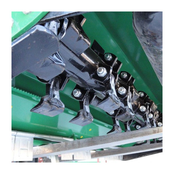 Broyeur &agrave; d&eacute;port hydraulique GEO EFGCH 155